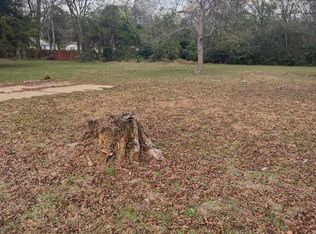 135 Myrtle St, Longview, TX 75604