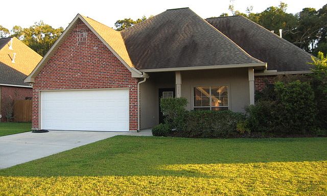 1st image of 43159 Sycamore Bend Ave
