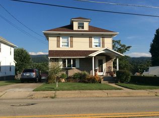 60 N Morgantown St, Fairchance, PA 15436