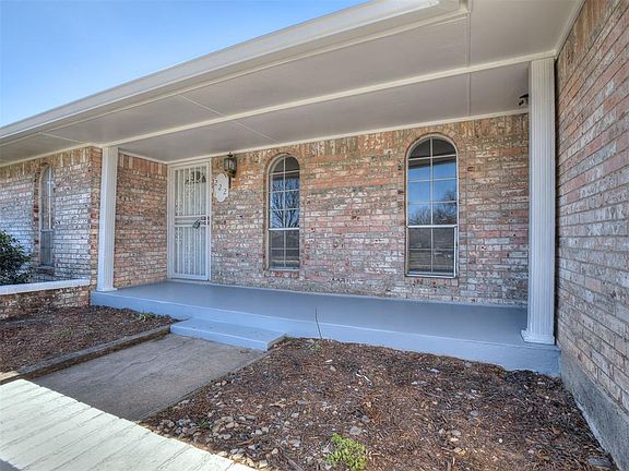 5th image of 222 Shadybrook Pl
