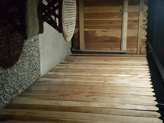 Front door area private
