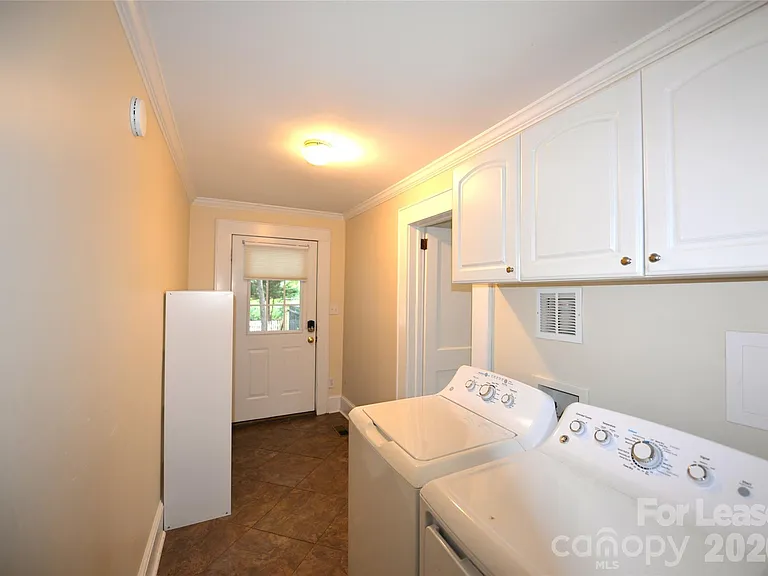 252 South St — Photo 17