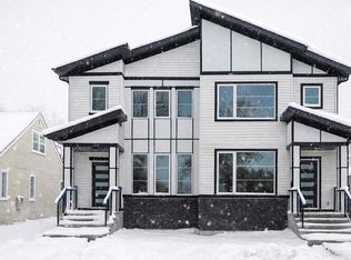 11633 Saint Albert Trl NW, Edmonton, AB T5M3L6