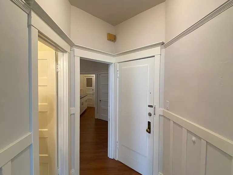 1224 Taylor St #2 — Photo 8