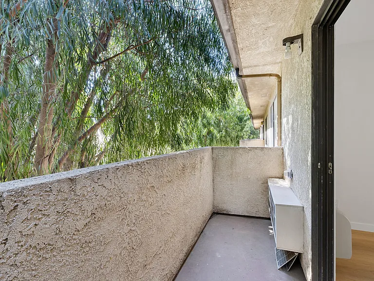 Westgate Apartments — Photo 26