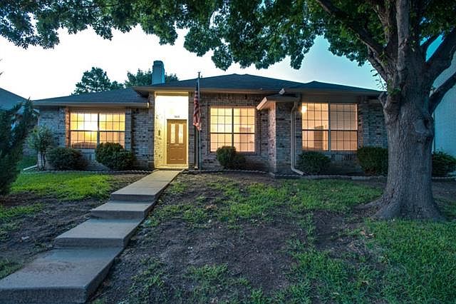 1st image of 969 Little Den Dr