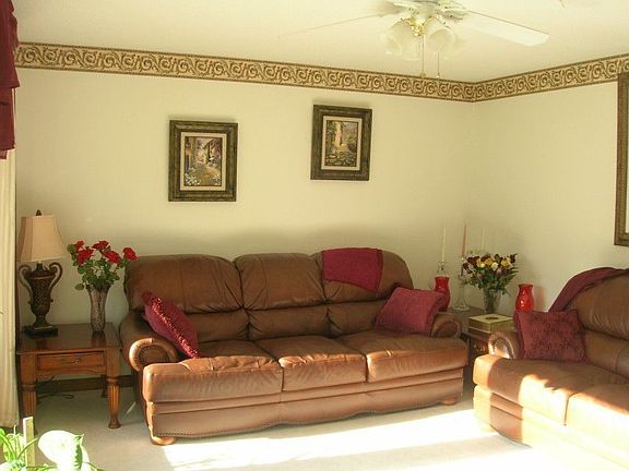 2nd image of 4924 Beard Ave N