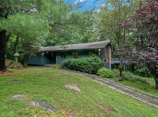 153 Salem Rd, Pound Ridge, NY 10576