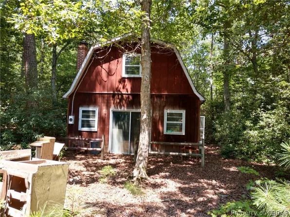 183 Harcum Ln, Lancaster, VA 22503