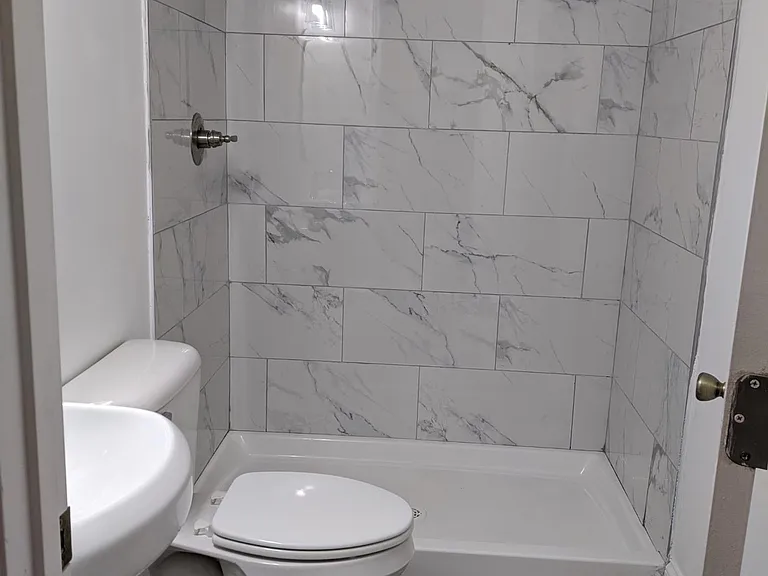 132 Maryville Cir #1 — Photo 10