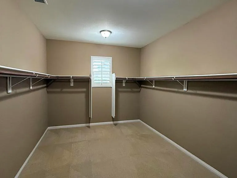1472 Canoe Creek Way — Photo 32