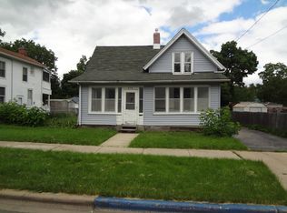 610 Penn Ave, Aurora, IL 60506