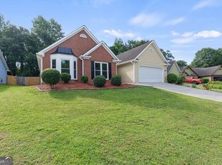 4680 Sterling Oaks Ct, Lilburn, GA 30047