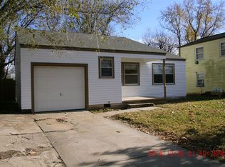 2552 S Victoria Ave, Wichita, KS 67216