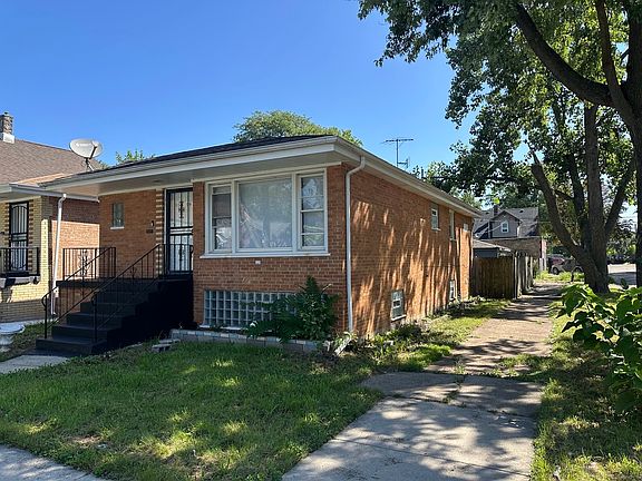2nd image of 11959 S Prairie Ave