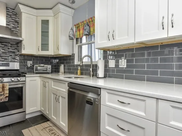166 Kent St, Hackensack City, NJ 07601