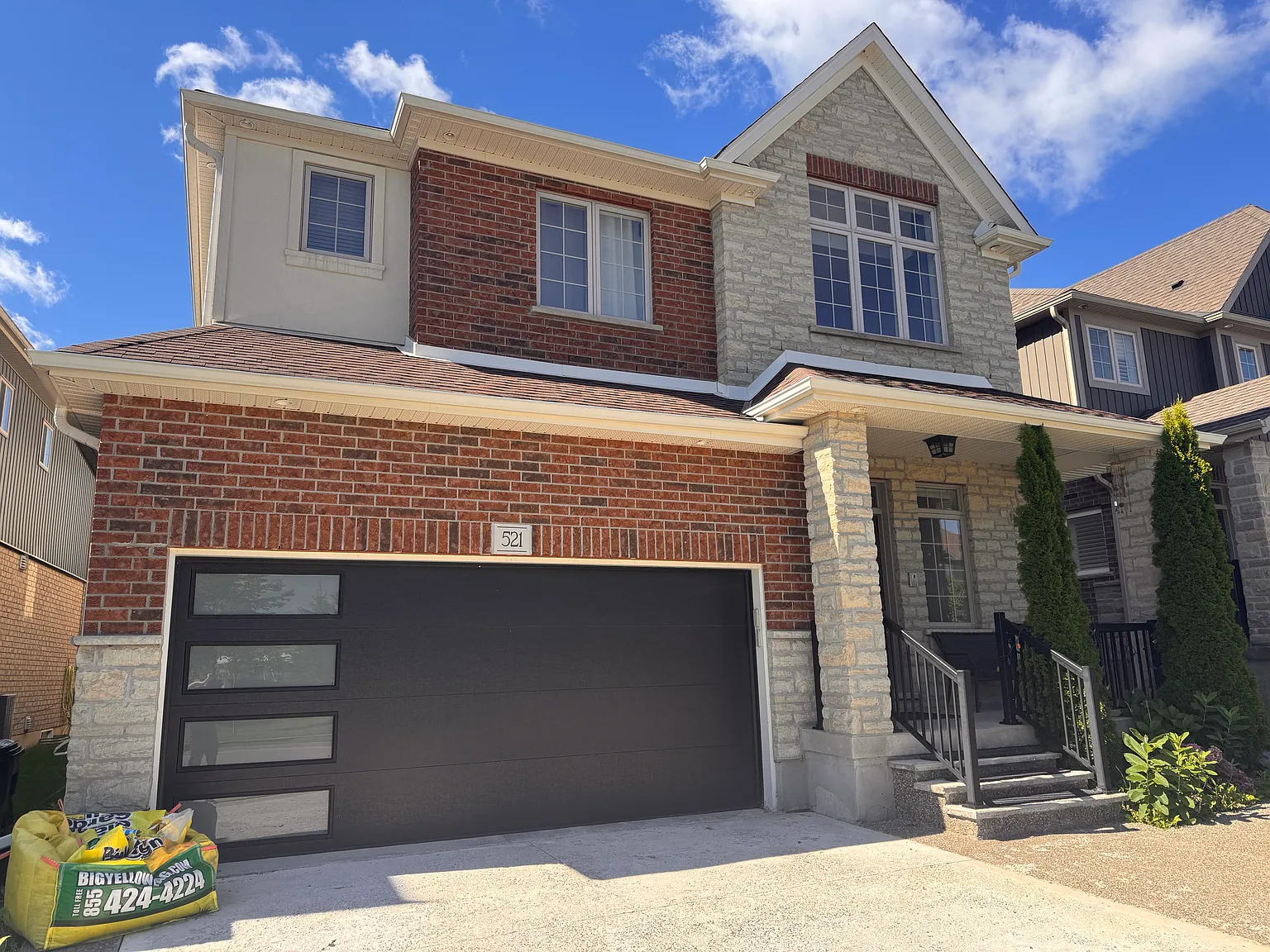 521 Saint Moritz Avenue Waterloo — Photo 1