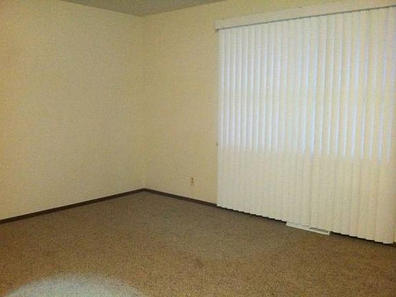 5th image of 1122 Big Valley Dr