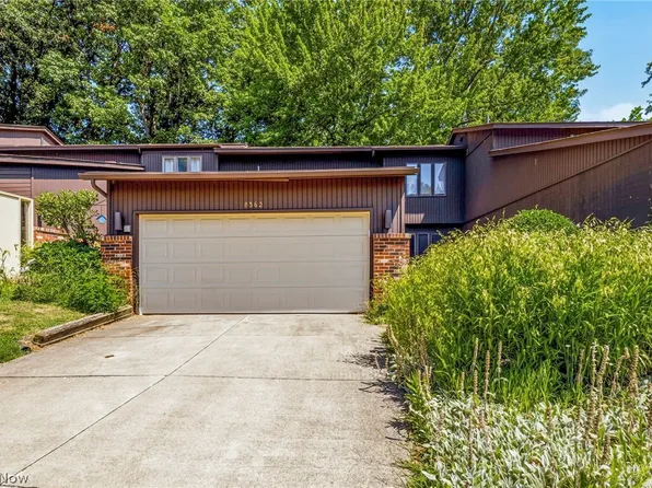 8362 Villa Marina Ct, Mentor, OH 44060