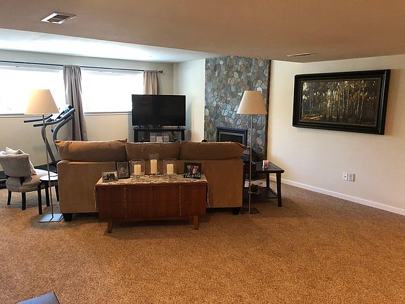 Bright Living Room, 2 Giant Above Ground Windows