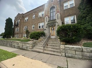 610 Cooper Place - 206, Dubuque, IA 52001