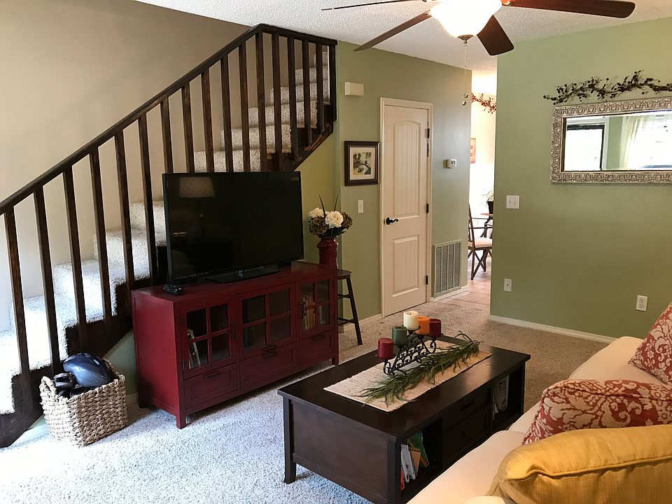 Stair/ Living Room