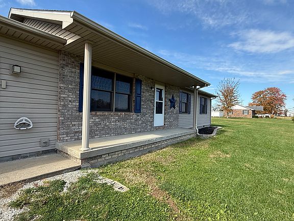 2nd image of 7835 N State Highway 3
