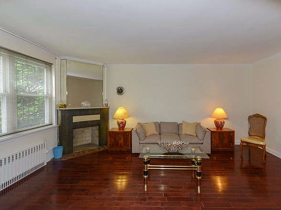 3rd image of 9718 69th Ave