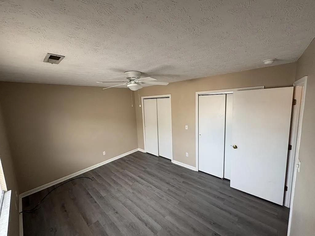 1515 Walnut St. Apt. 5 — Photo 3