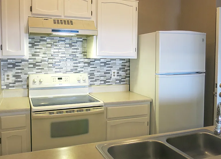 2406 High Hollow Dr — Photo 4