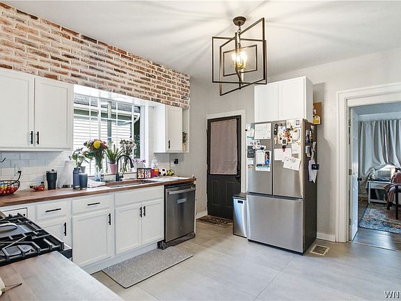 5th image of 184 Lincoln Ave