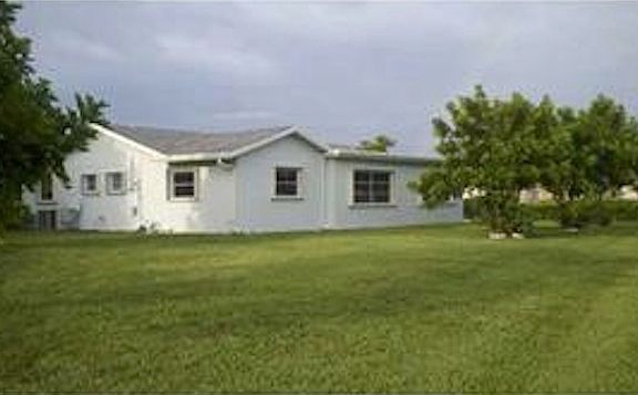 2nd image of 9608 NW 72nd Mnr