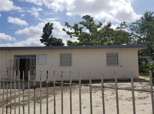 Sierra Bayamon St #31, Bayamon, PR 00960