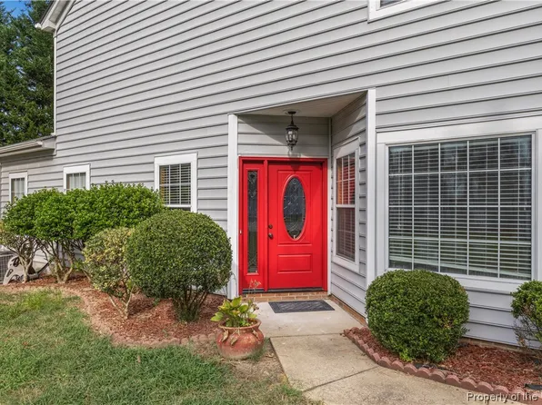 120 Dorothy Dr, Yorktown, VA 23692