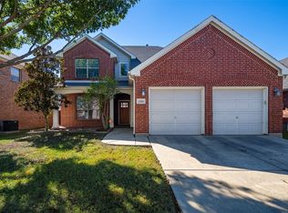 15521 Landing Creek Ln, Roanoke, TX 76262