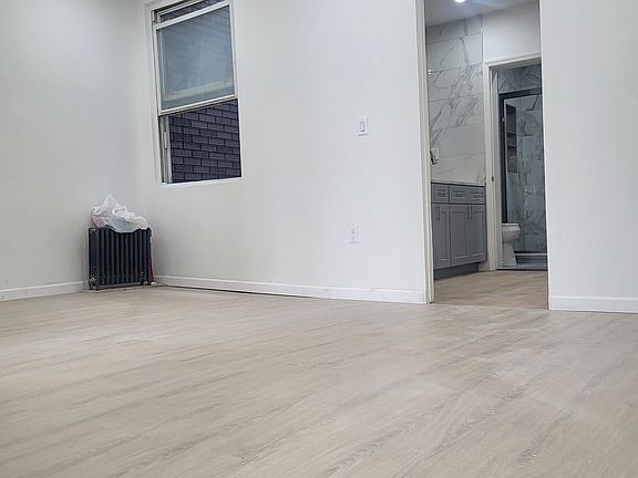 2nd image of 220-13 Jamaica Ave Floor 2