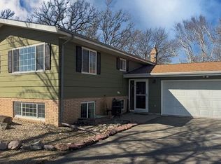 2563 River Rd, Marshall, MN 56258