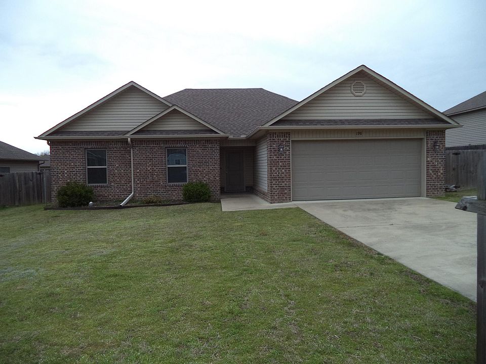 1st image of 198 Cambridge Dr