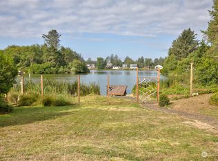 559 Duck Lake Dr SE, Ocean Shores, WA