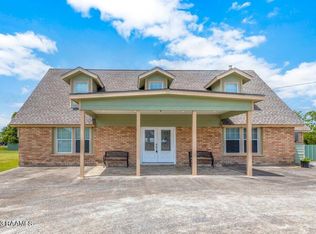 1350 Horseshoe Ln, Hackberry, LA 70645