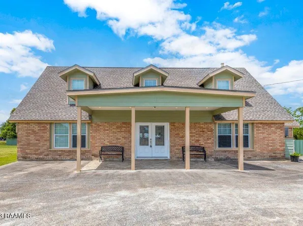 1350 Horseshoe Ln, Hackberry, LA 70645