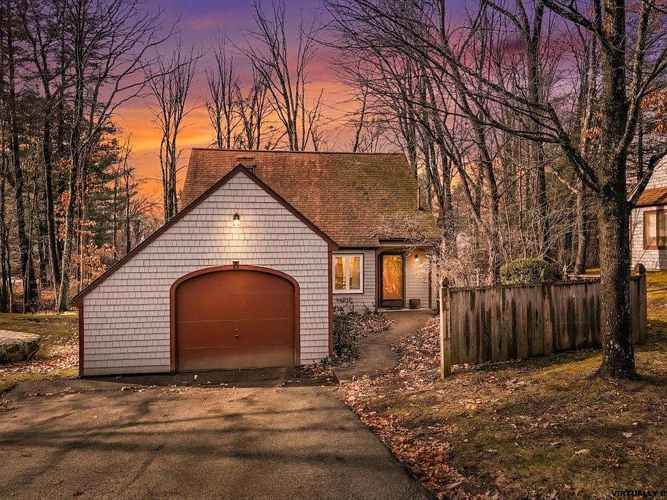 1st image of 6 Duckford Circle #19