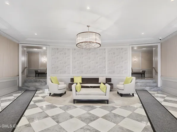 20 Church St APT B15, Greenwich, CT 06830