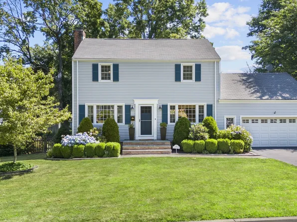 106 Lockwood Road, Fairfield, CT 06825