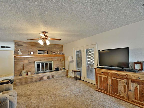 5th image of 1500 S Avenue A