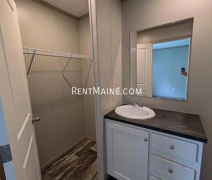 438 Finson Rd #6A — Photo 8