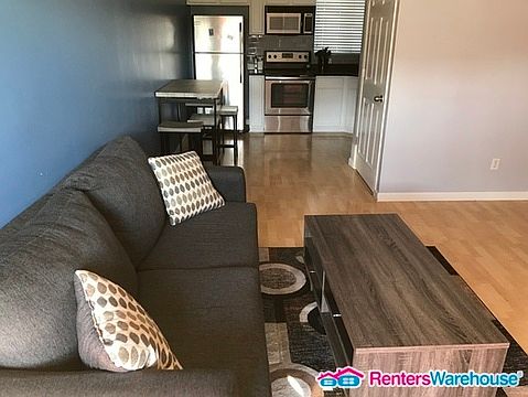 2nd image of 310 W Earl Dr #204
