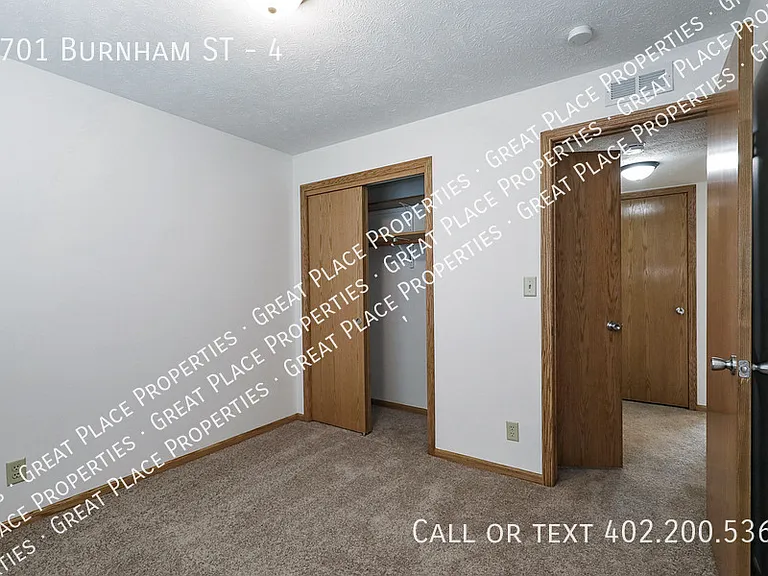 1701 Burnham St #4 — Photo 24