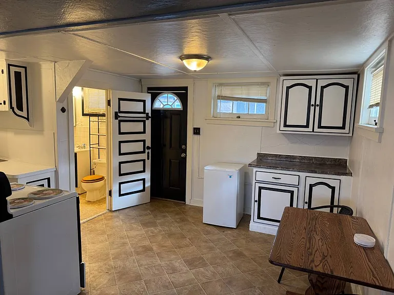 620 West Blvd #2 — Photo 5