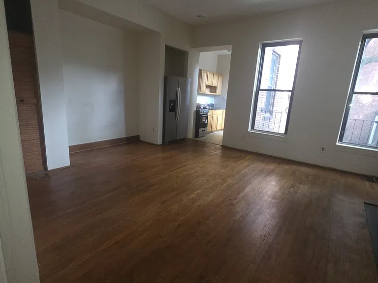 345 Stuyvesant Ave #2 — Photo 8